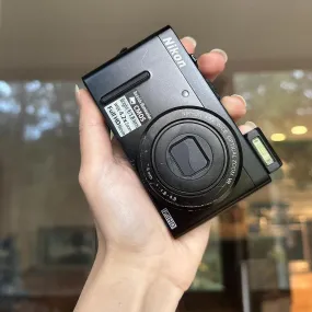 💗 Nikon Coolpix p300 Digital Camera in Black