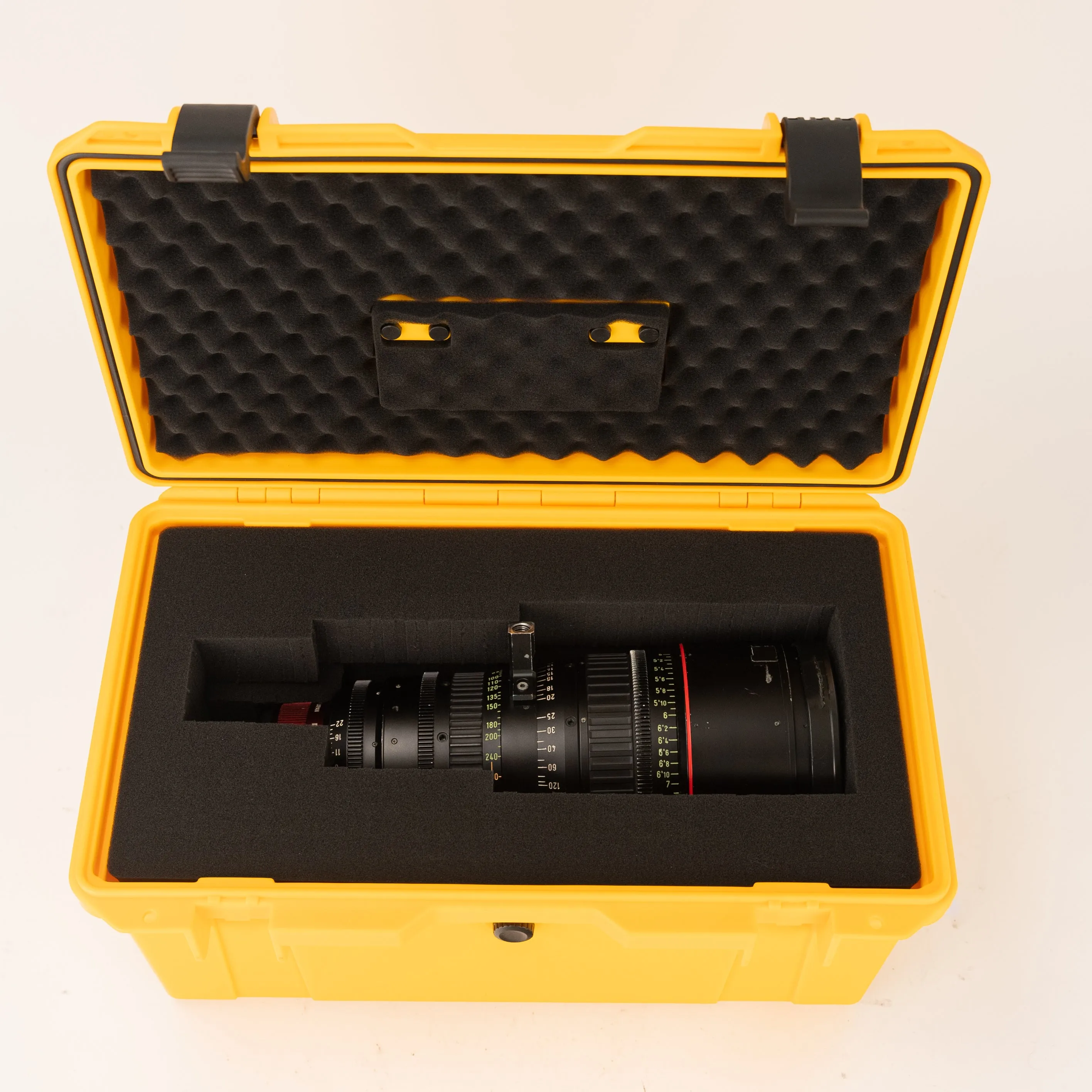 Canon CN-E 30-300mm T2.95-3.7 L S PL Mount Cinema Zoom Lens (Feet)