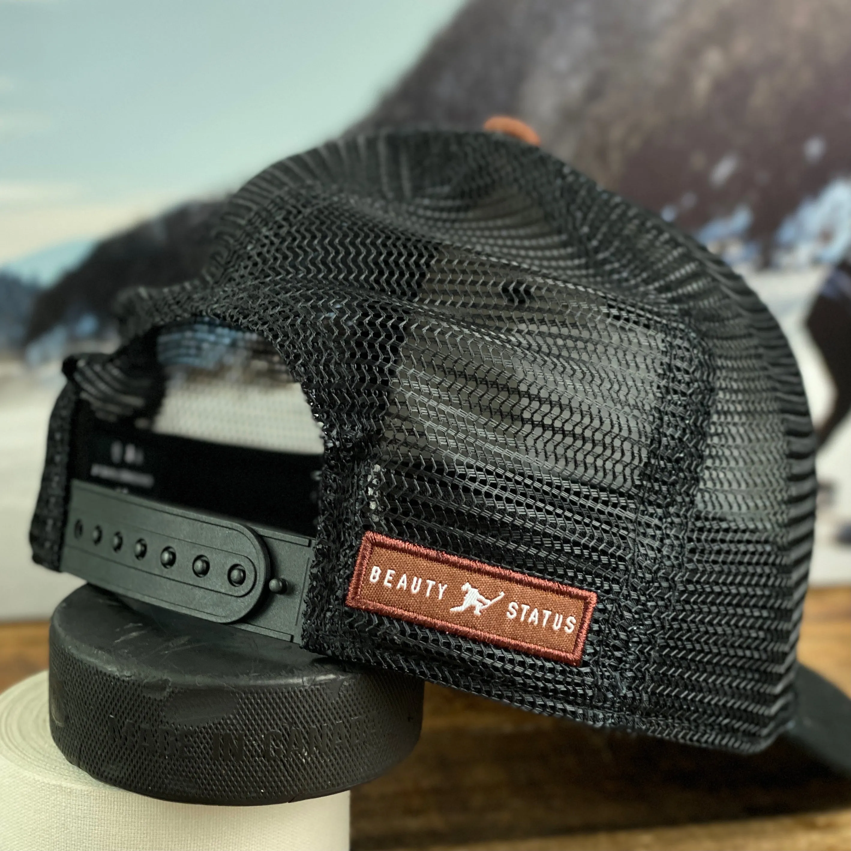 Hans' Hockey Shop (Black)