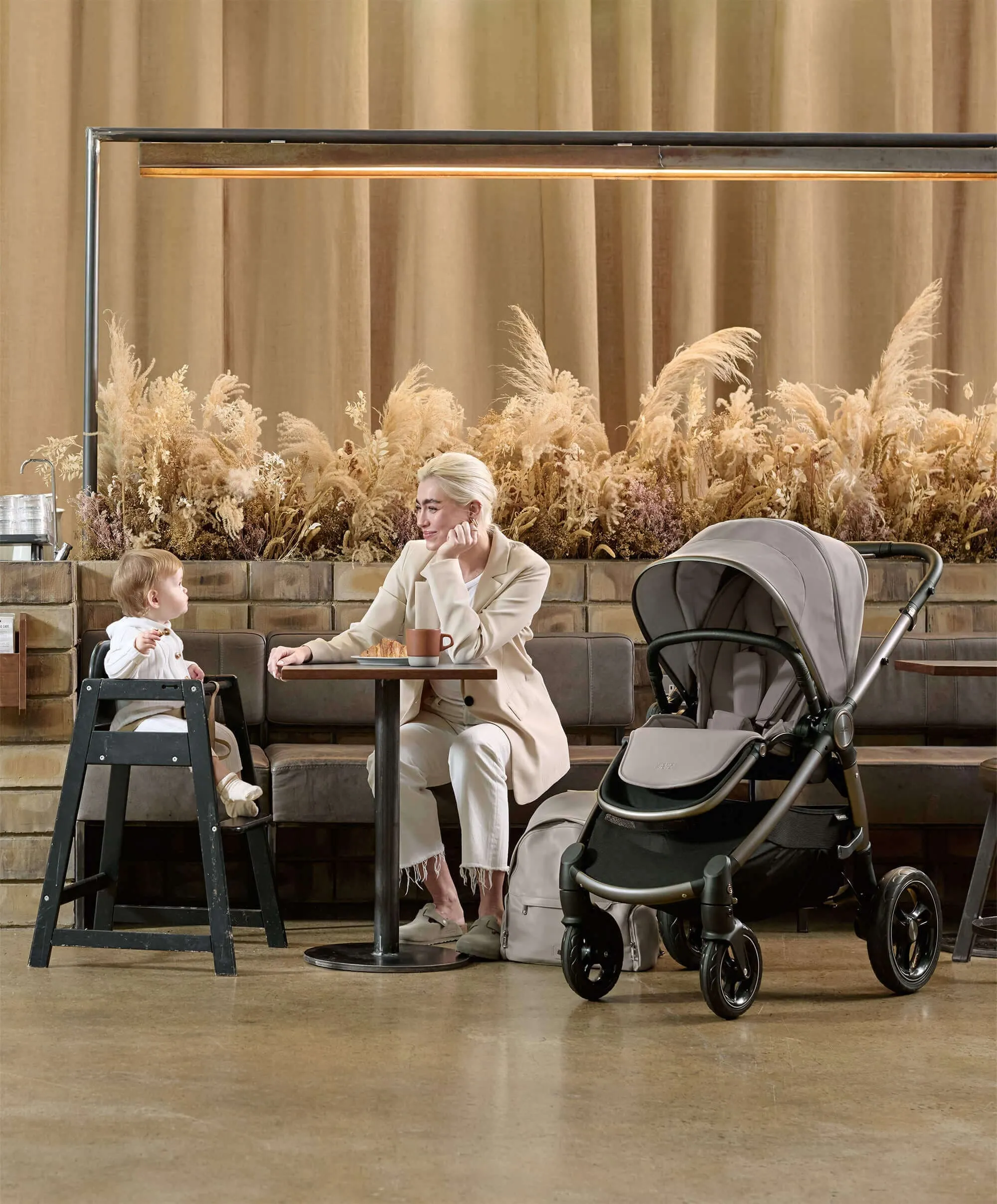 Ocarro Pushchair Bundle with Cybex Cloud T Car Seat (9 Pieces) - Studio