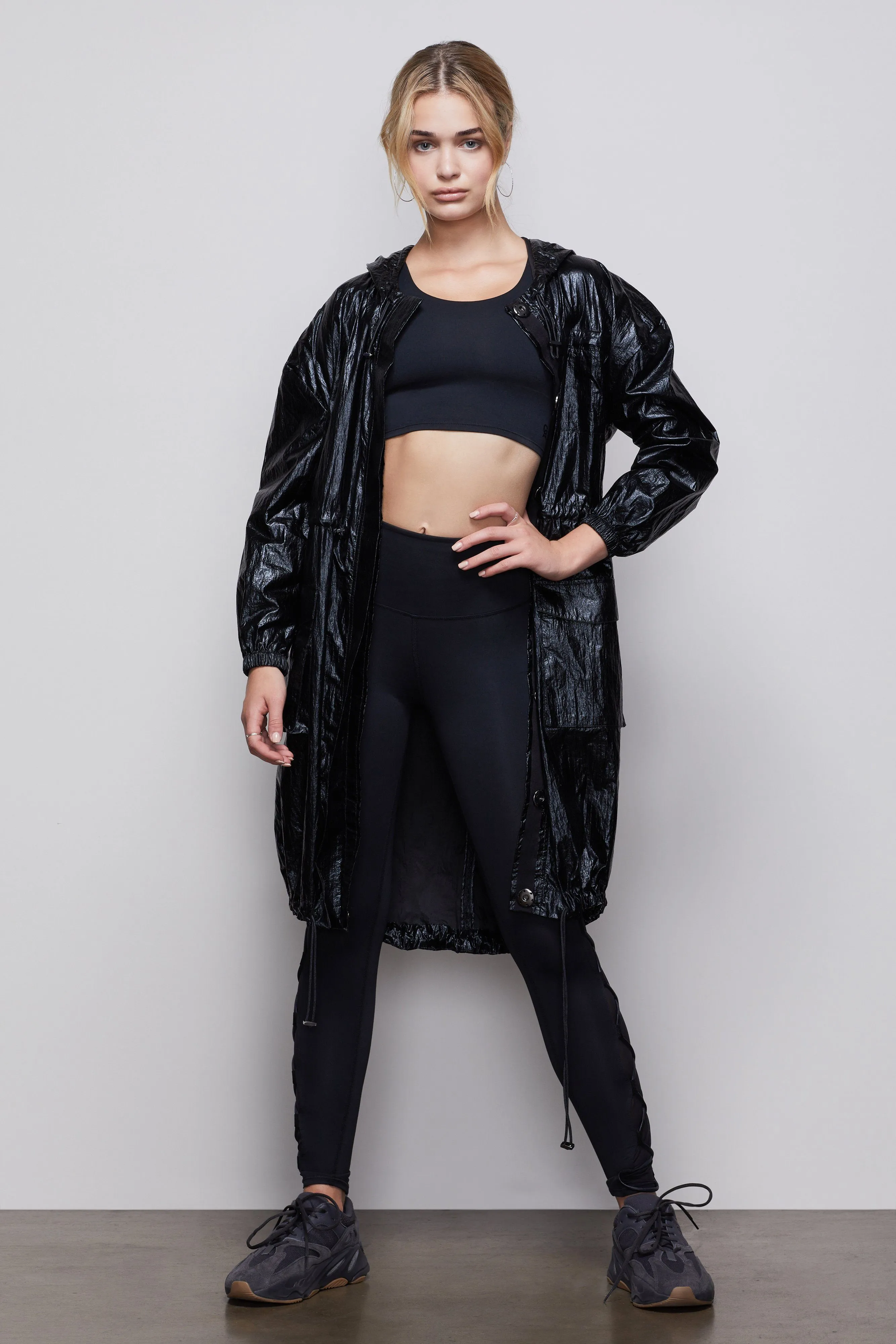 THE CRISS CROSS LEGGING | BLACK001