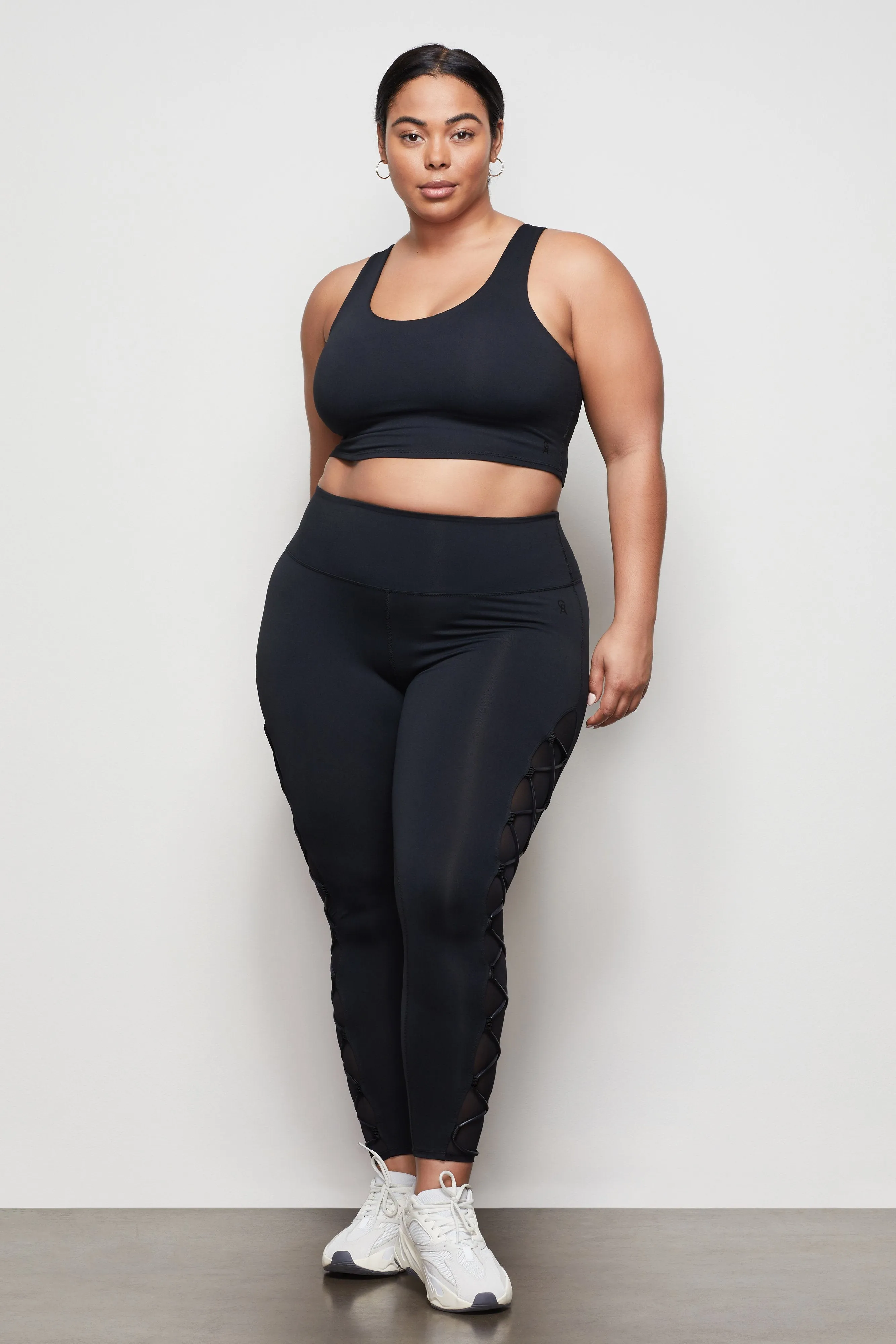 THE CRISS CROSS LEGGING | BLACK001