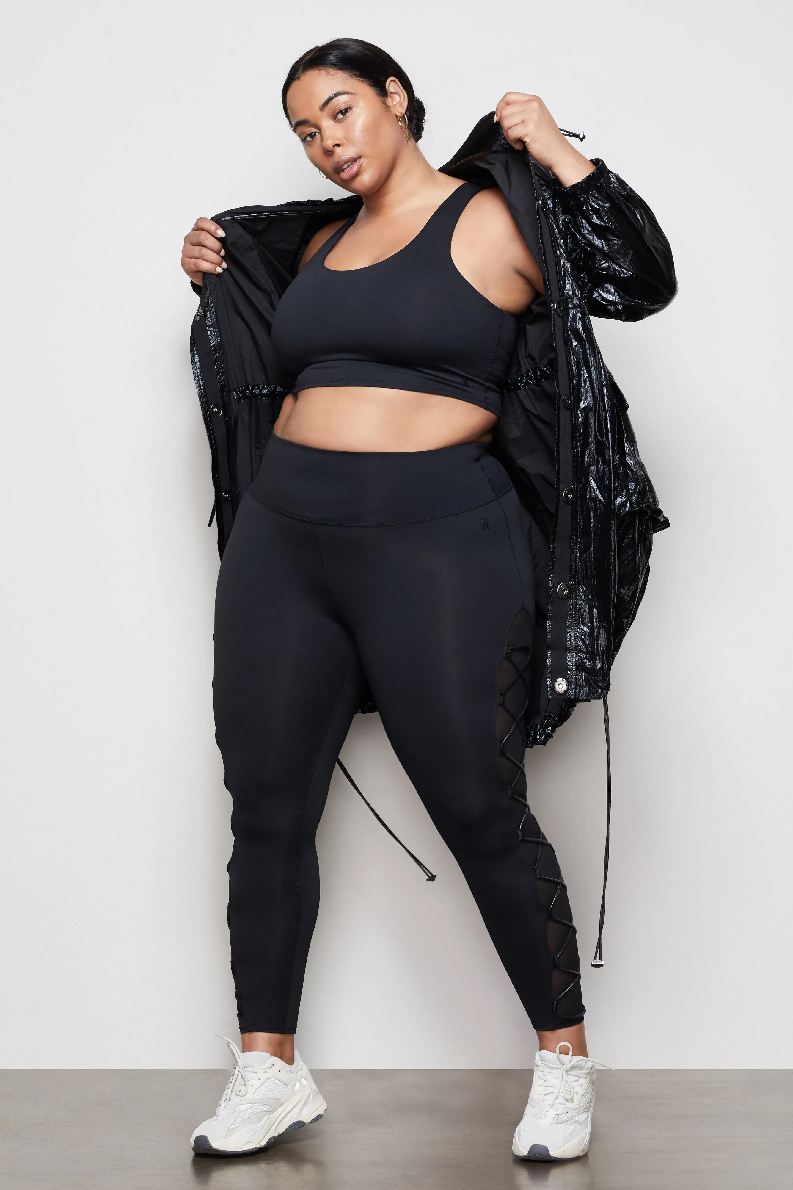 THE CRISS CROSS LEGGING | BLACK001
